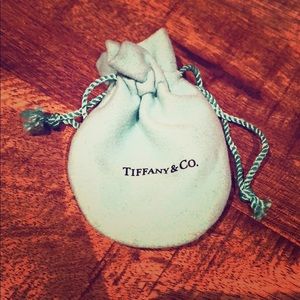 Tiffany & Co. circular pendant necklace